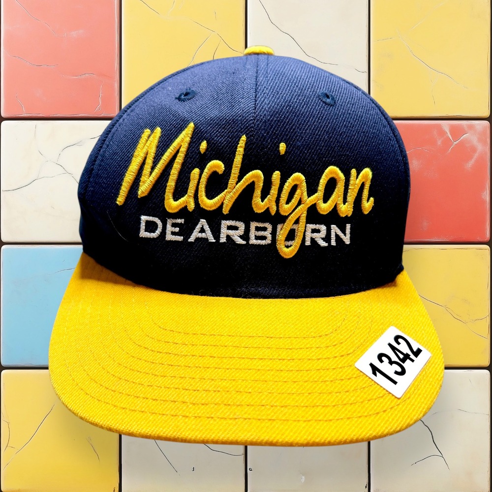 Vintage 90S Michigan Wolverines NCAA Embroidered SnapBack Hat Cap Navy Script